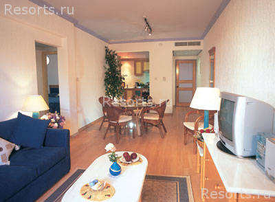 Paphos Gardens Holiday Resort 8